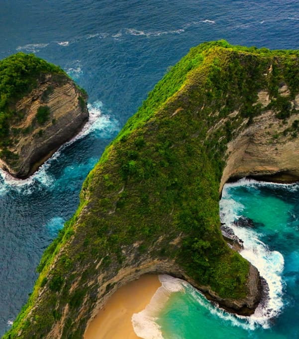 Kelingking Beach & T-Rex Cliff Coastal View