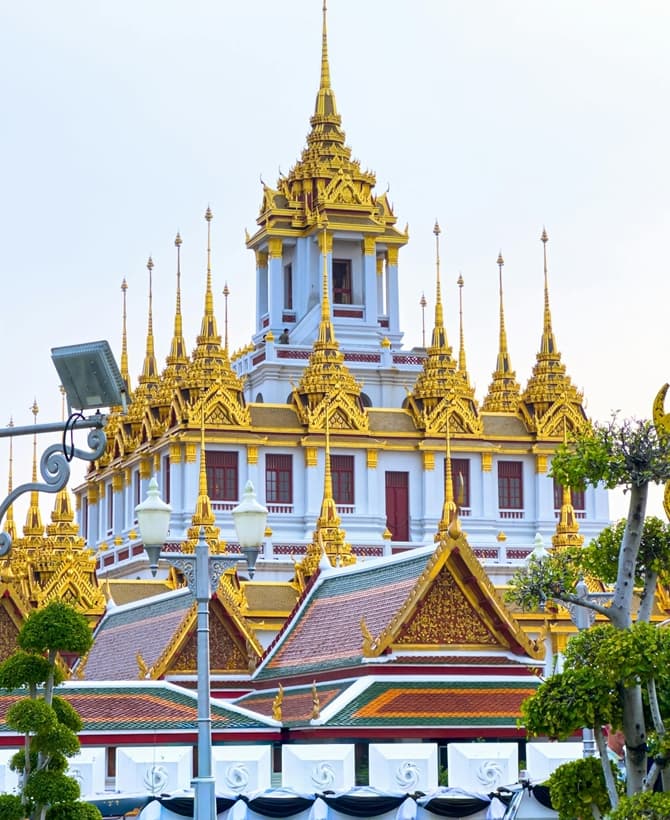 Loha Prasat Wat Ratchanatdaram Golden Temple