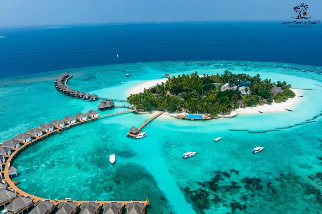 Maldives Luxury Overwater Villas & Lagoon